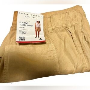 Social Standard by Sanctuary Light Tan Tencel Shorts Women’s XL